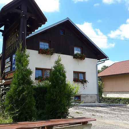 Lake House Jezerce Eksteriør bilde